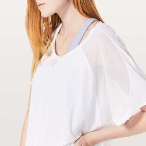 Lululemon Final Count Tee, White, Size 4(?) with Oversized Fit